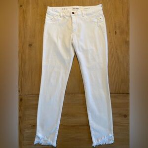 DL 1961 Emma power jeggings distressed cropped jeans size 32.